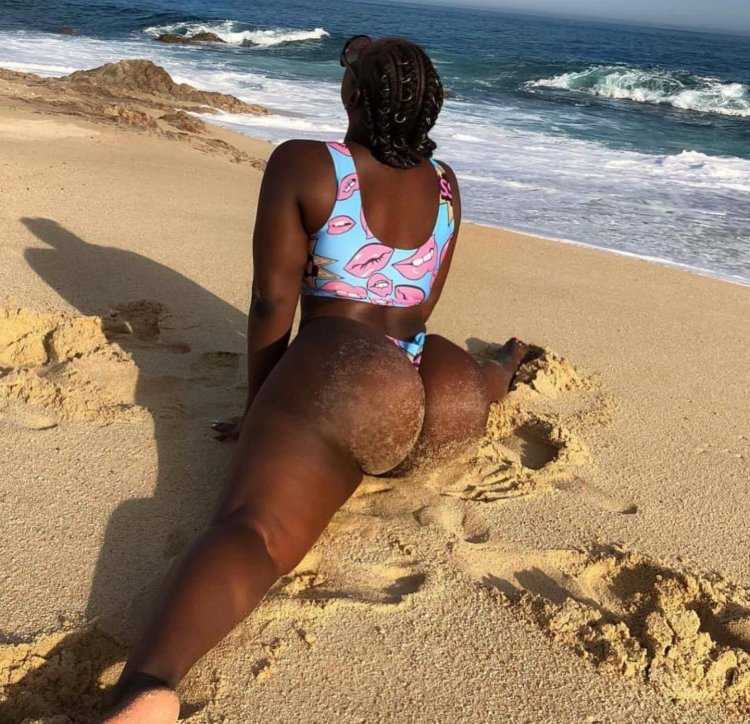 Чернокожие женщины фигуры