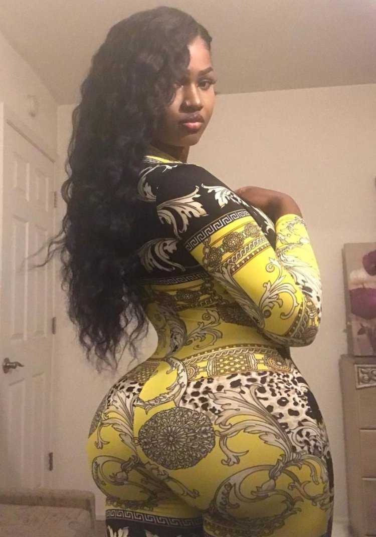 Твёрк мулатки