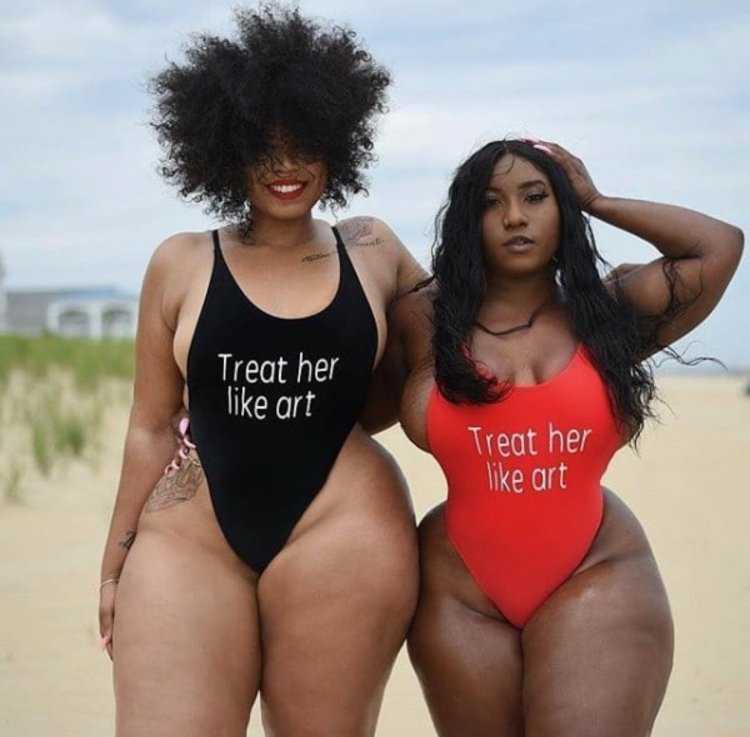 Большие задницы африканских женщин