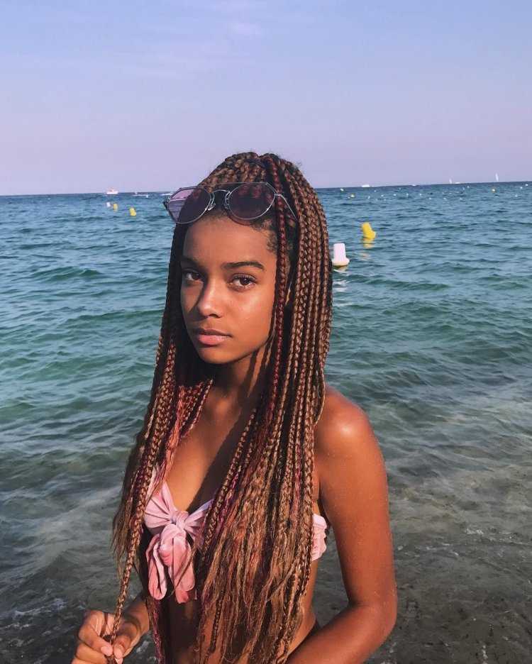 Афрокосички на море