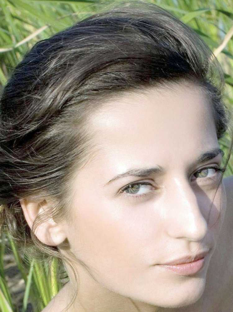 Красивые женщины с большим носом