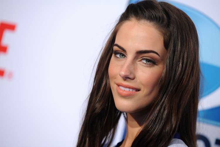 Джессика Лаундс 2005