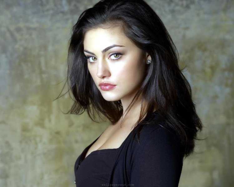 Фиби Тонкин 2006