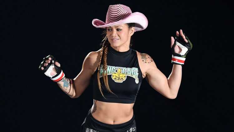 Американская девушка боец14