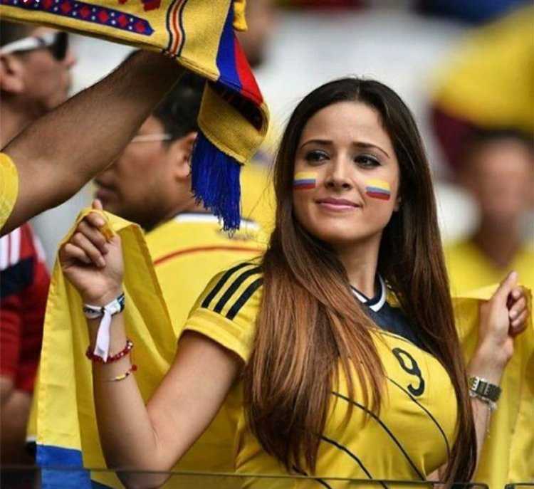 Болельщица Бразилии 2002