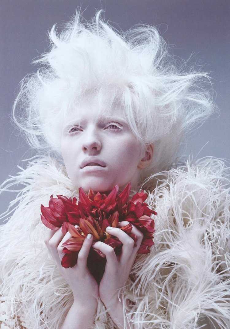 Rosie Crawford альбинос