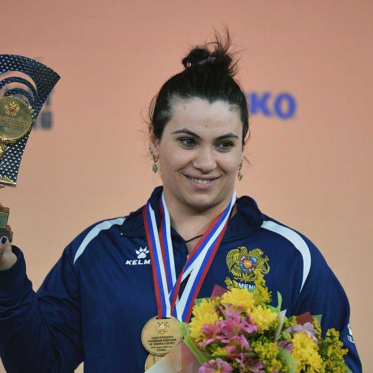 Рипсиме армянская штангистка