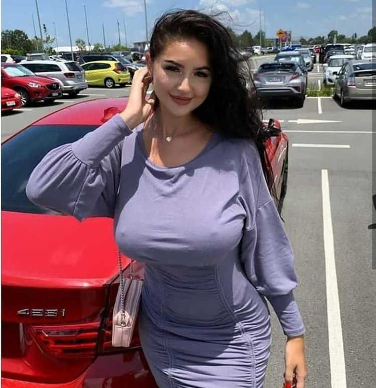 Большая натуральная грудь армянка