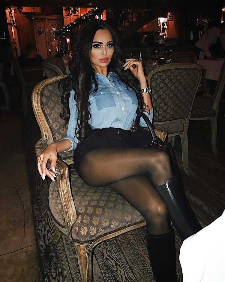 Нита Кузьмина в мини