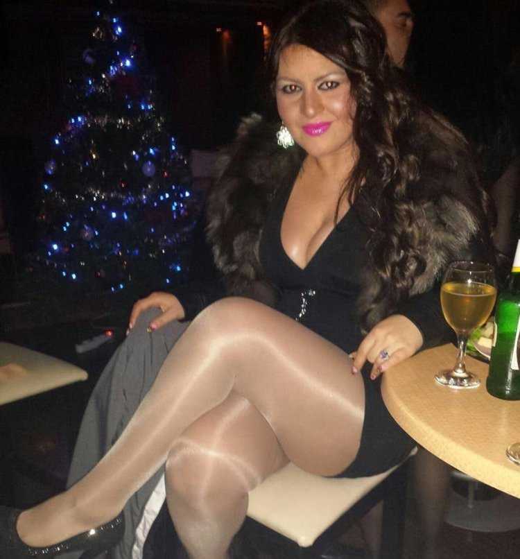 Толстая армянка в колготках