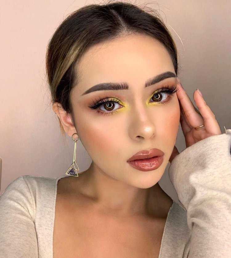 Современный макияж