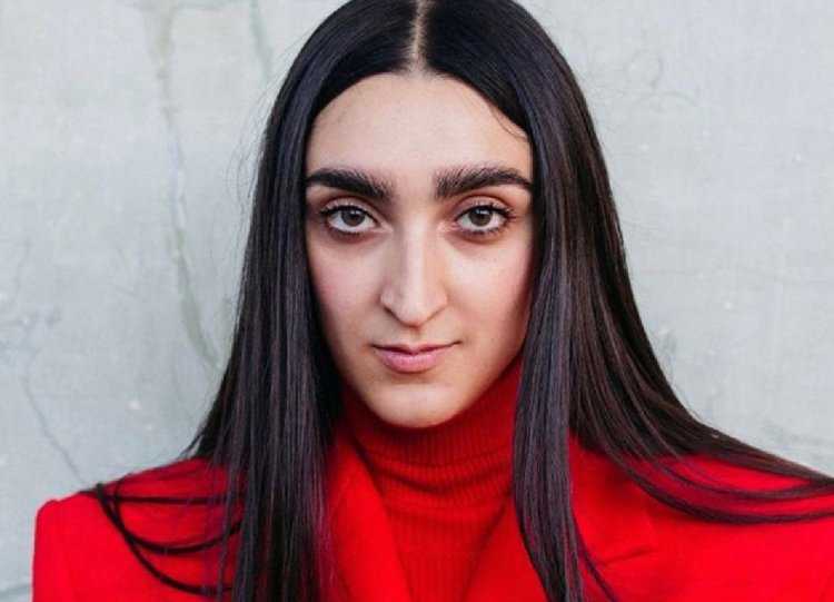 Модель Армине Арутюнян портрет