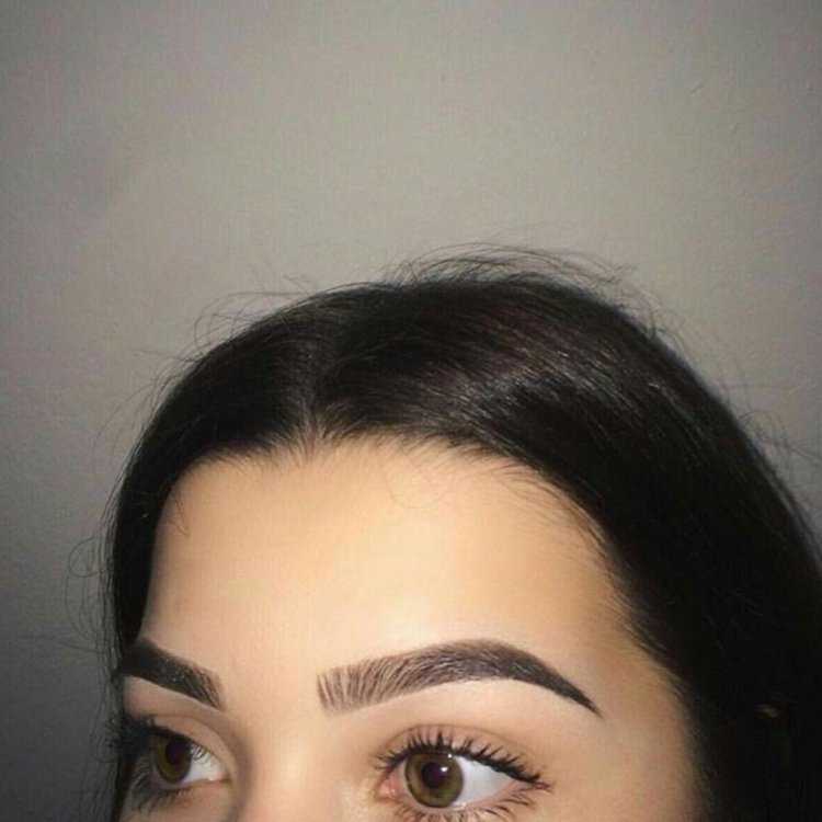 Армянские брови у девушек