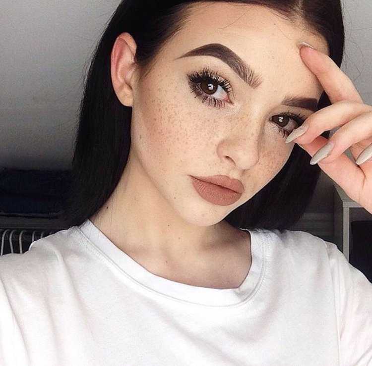 Милый макияж со стрелками