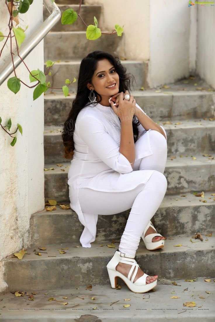 Tight Salwar actress горячие