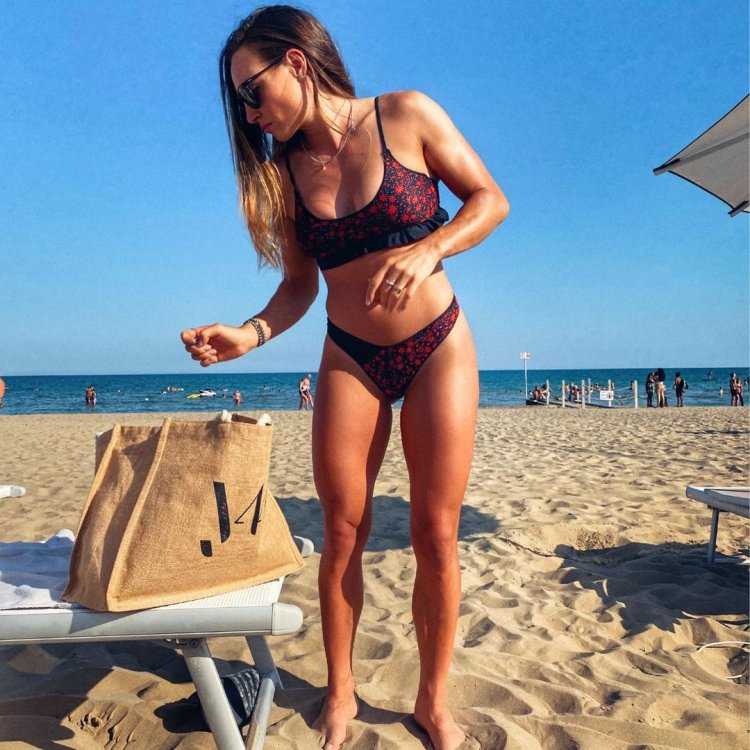 Доротея Вирер в купальнике