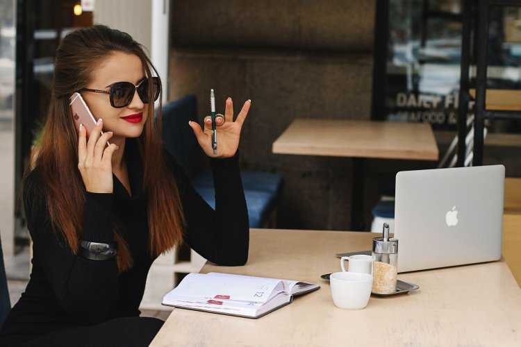 Успешная девушка