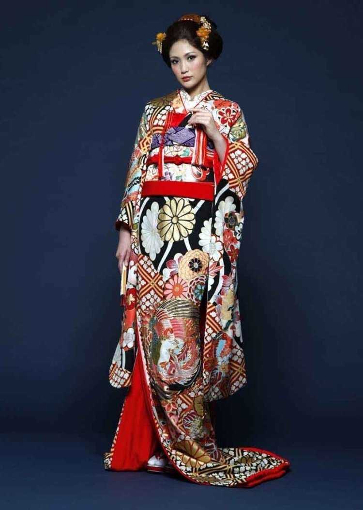 Дорогое кимоно