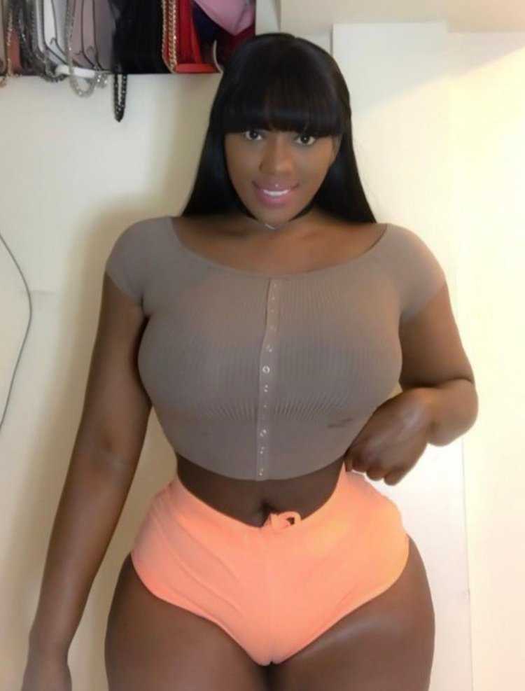 Биг Блэк эбони booty mature mom