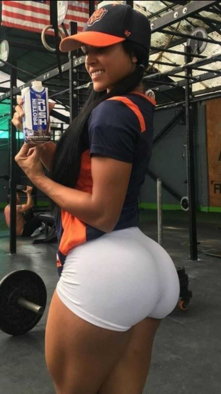 Виктория Абрахам Биг асс