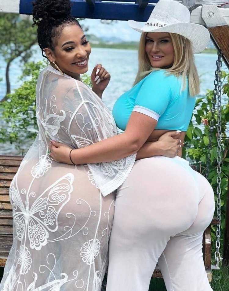 Джулия кэш плюс сайз