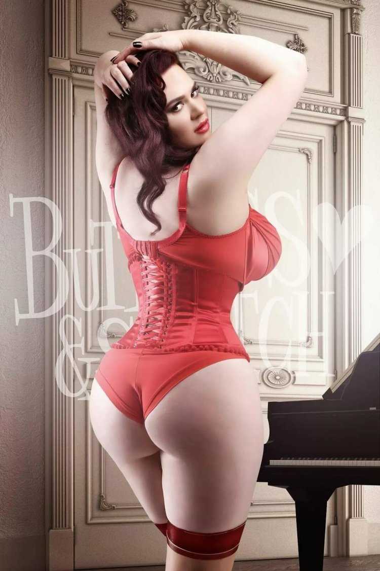 Kellee Moran в купальнике