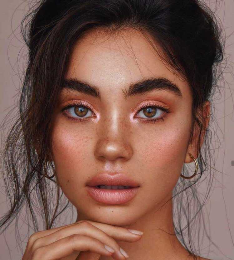 Кендалл Дженнер веснушки