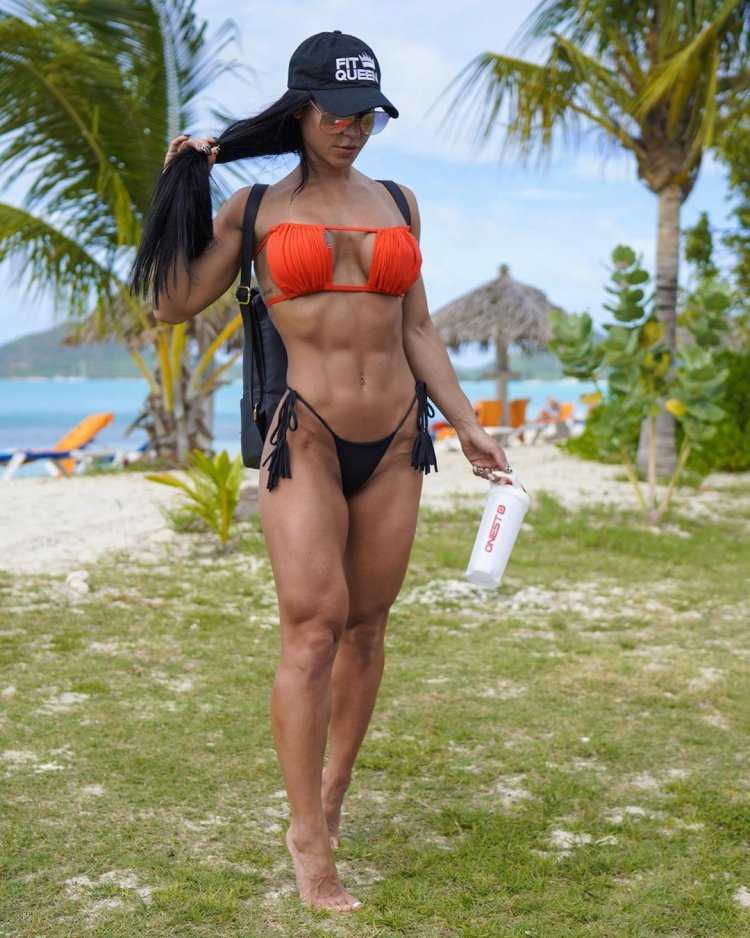 Сью Ласмар-фитнес модель