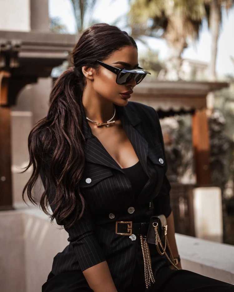 Красивые стильные брюнетки