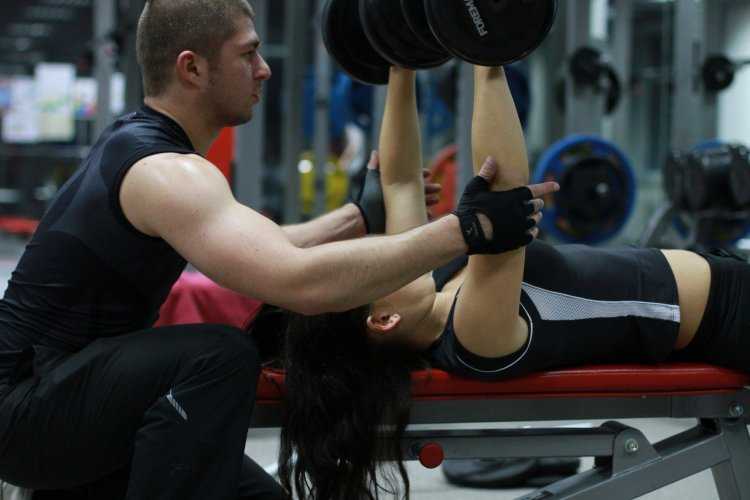 Персональный тренер по бодибилдингу