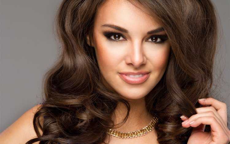 Макияж для кареглазых шатенок