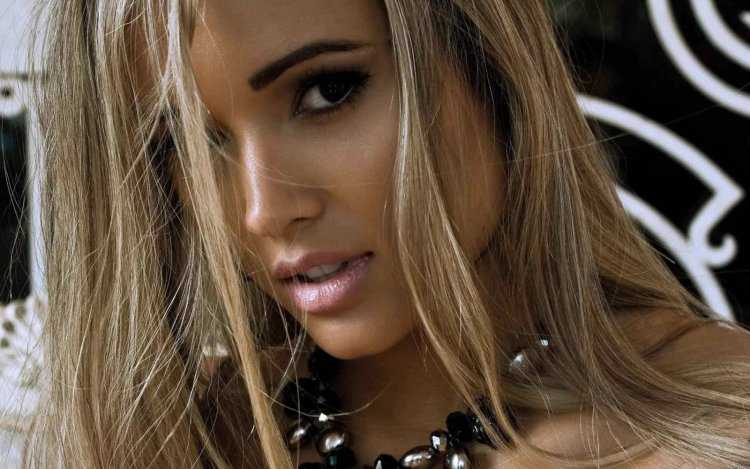 Модель ариана Штайнкопф