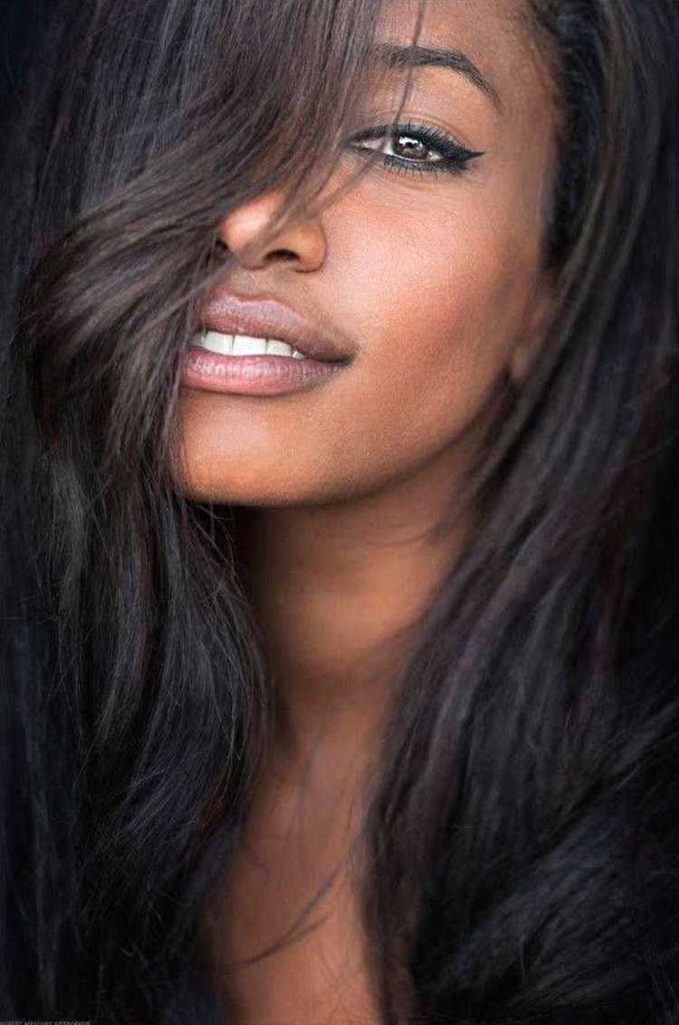 Темная девушка