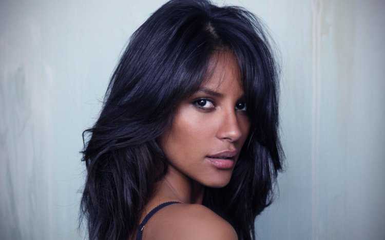 Модель Эмануэла де Паула