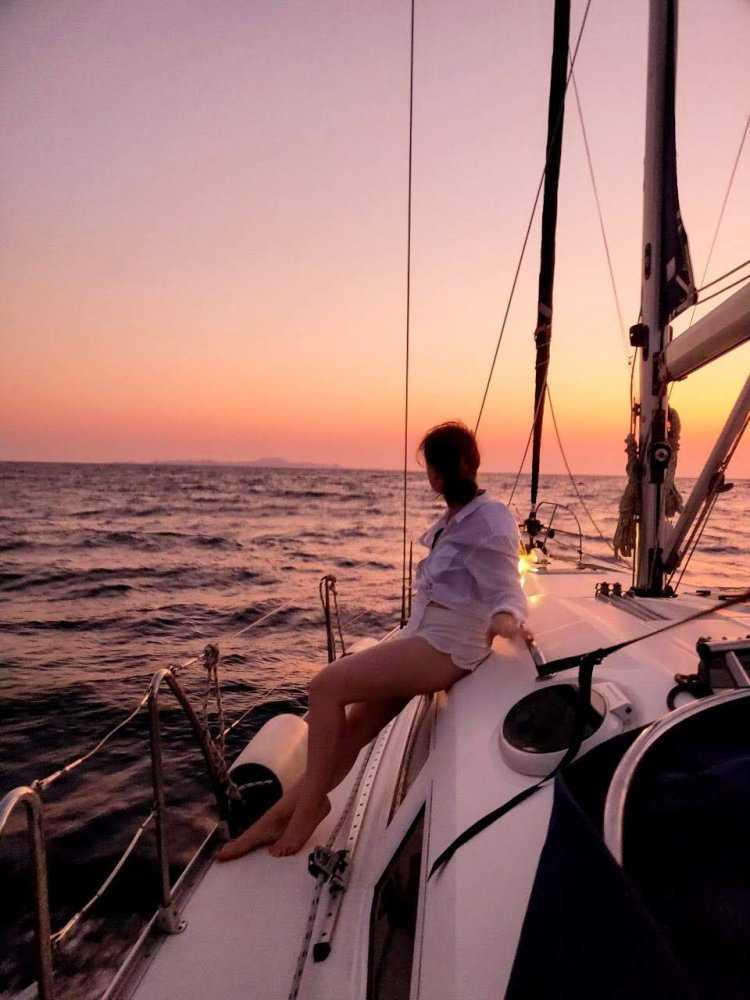 Настя Клочкова на яхте