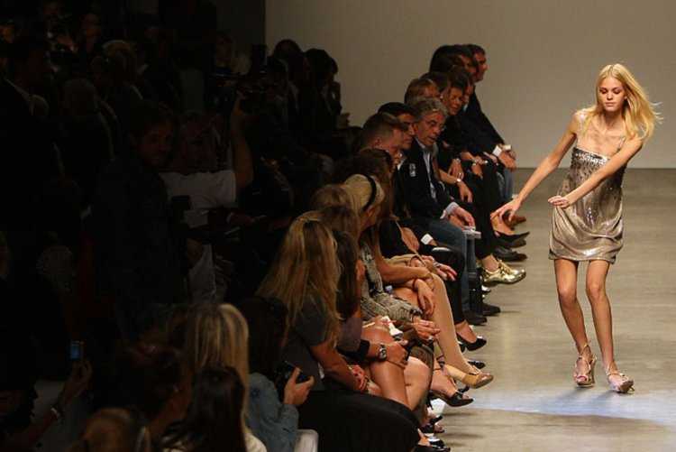 Модный дизайнер