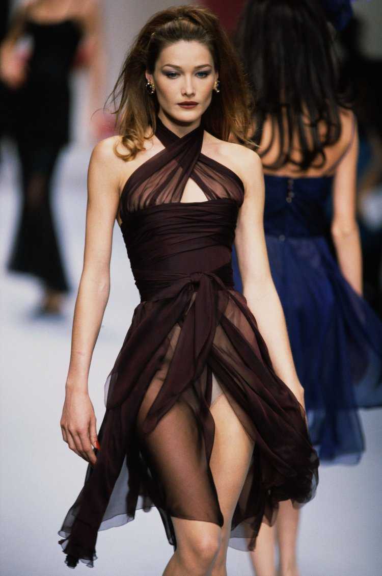 Подиум показ мод