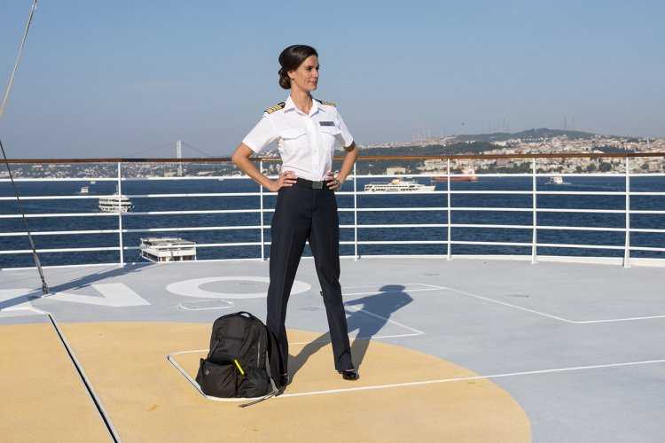 Кейт МАККЬЮ Капитан