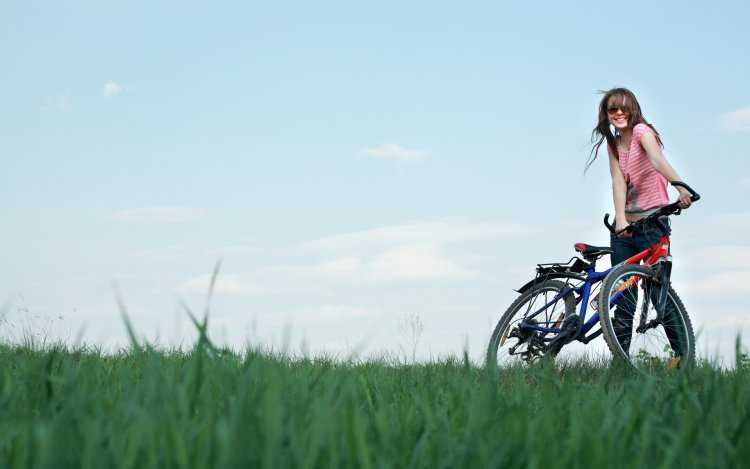 Человек на велосипеде