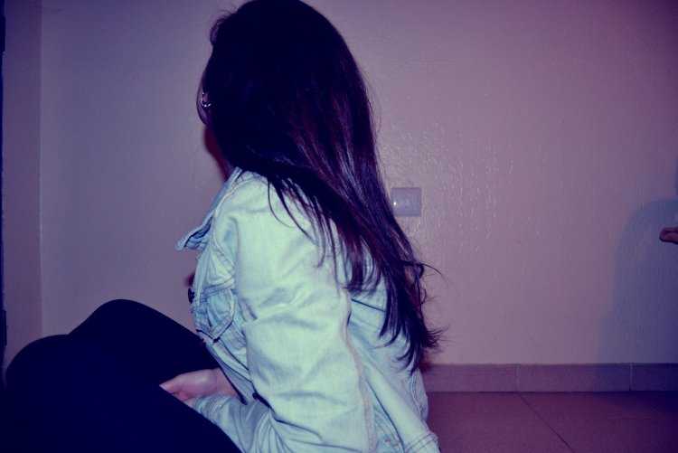 Брюнетка без лица