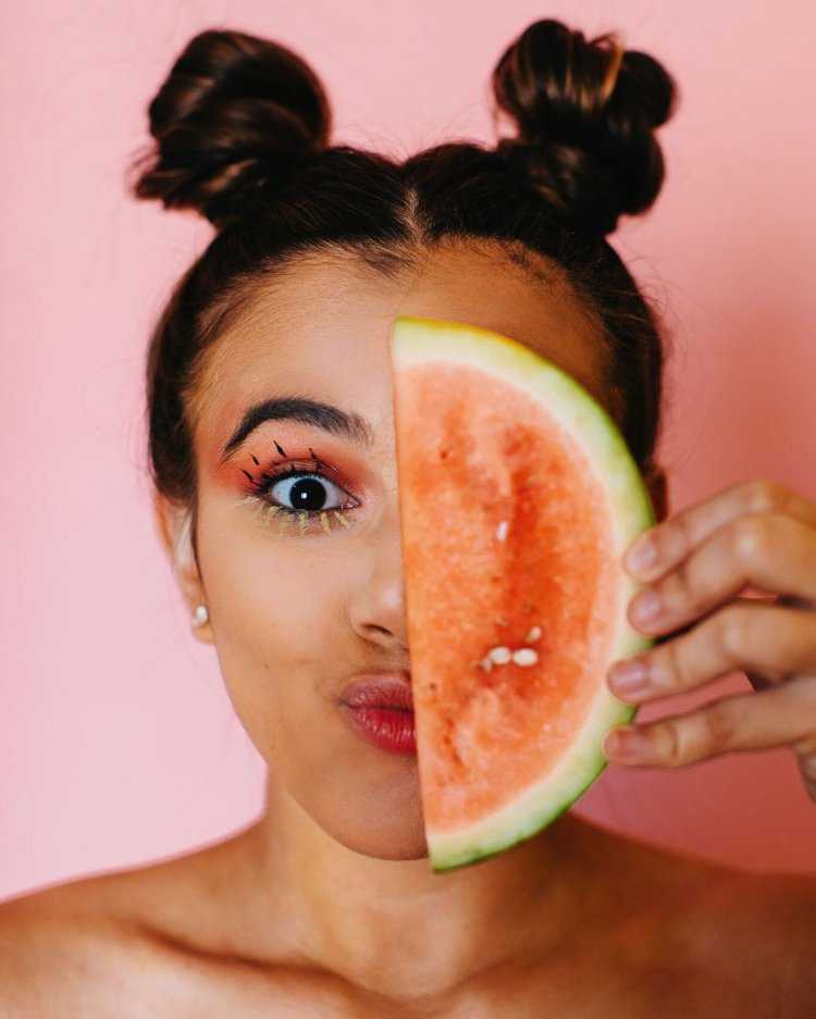 Фруктовая девушка