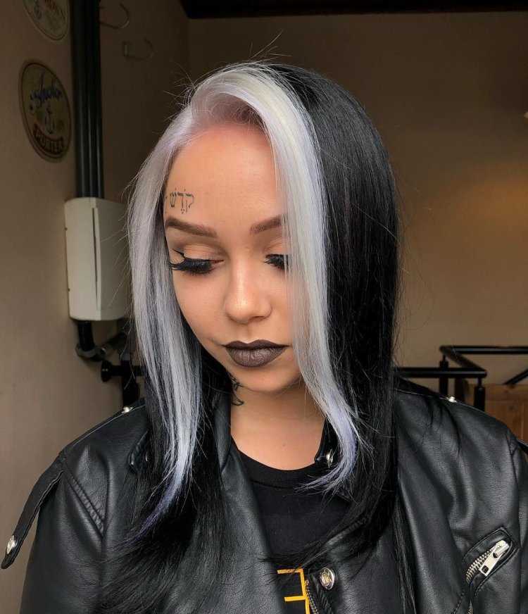 Тиктокерша сиа