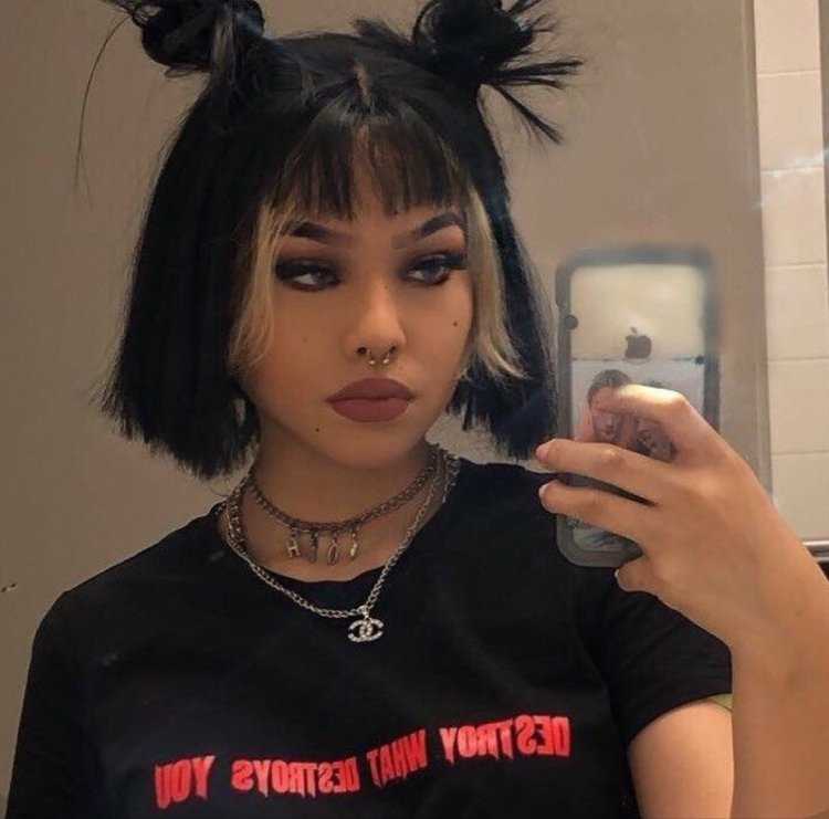 Прически в стиле е герл