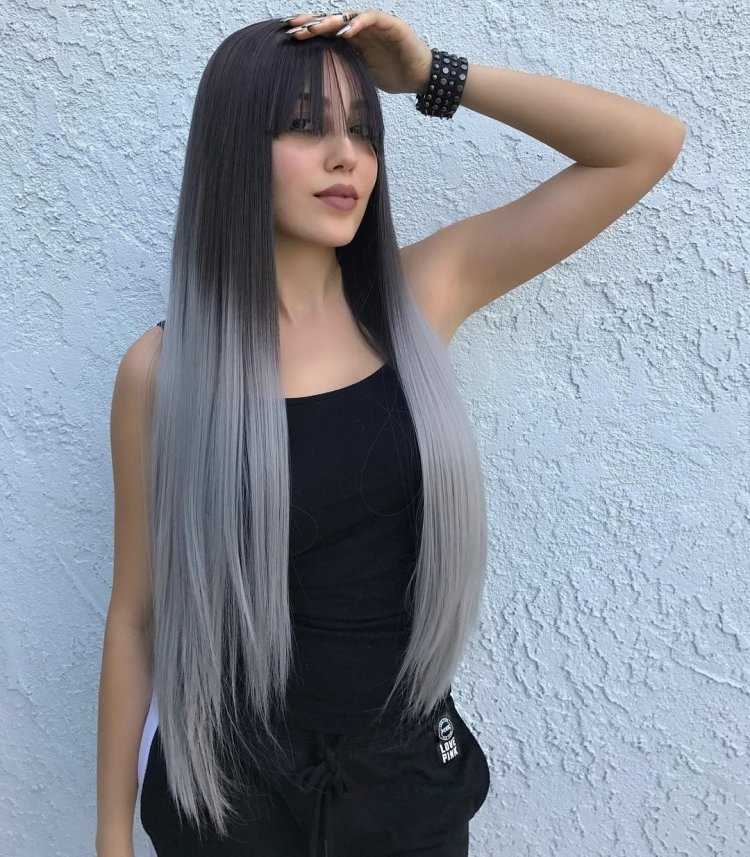 Длинные пепельные волосы