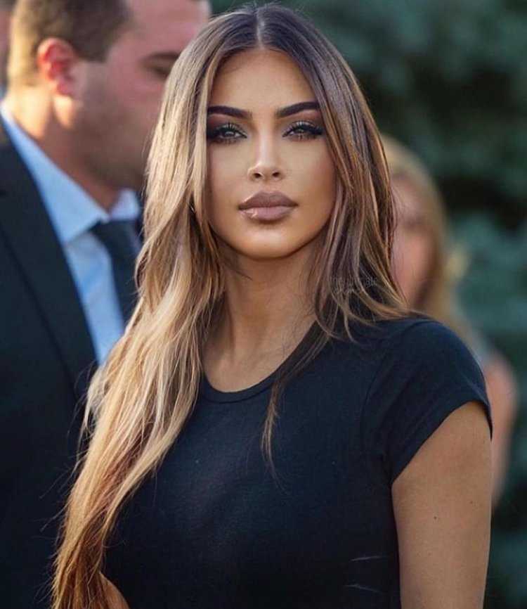 Пряжи на темных волосах