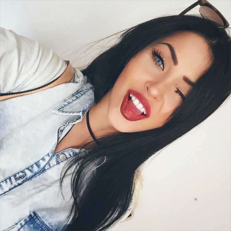 Claudia Alende Меган Фокс