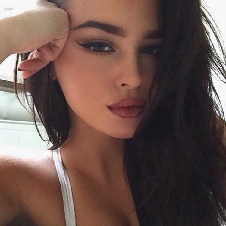 Ксения Сулейманова