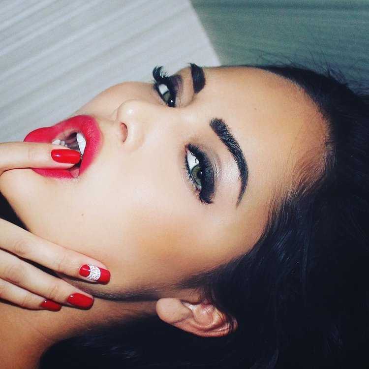 Ногти ниты Кузьминой