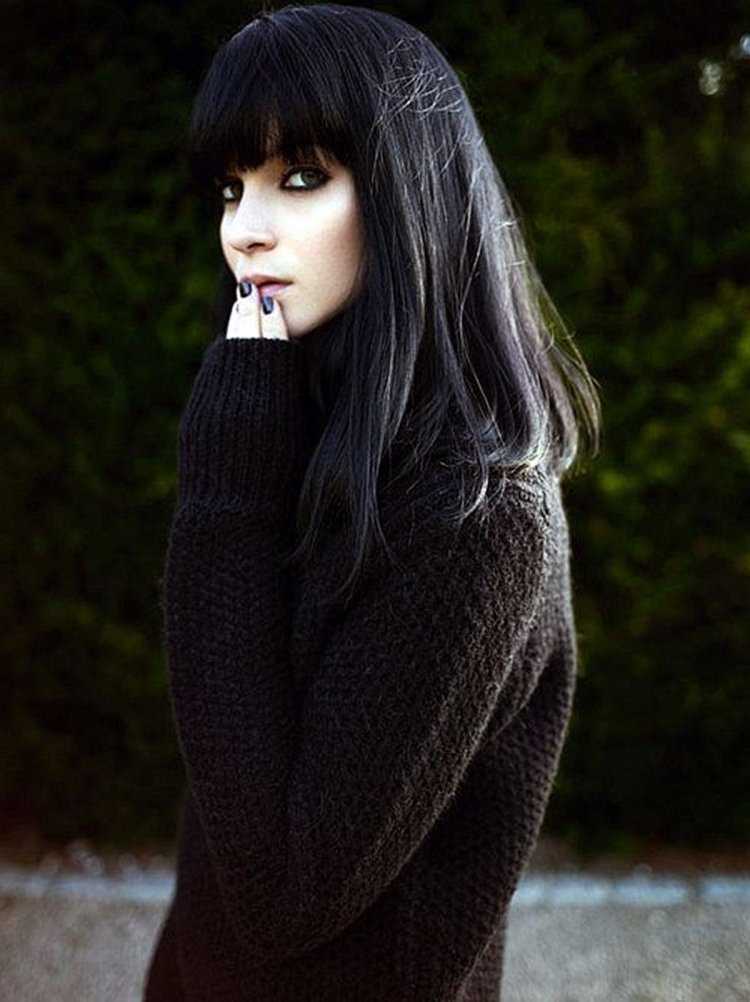 Искушение темными волосами