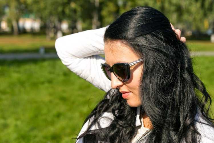 Красивые брюнетки на аву